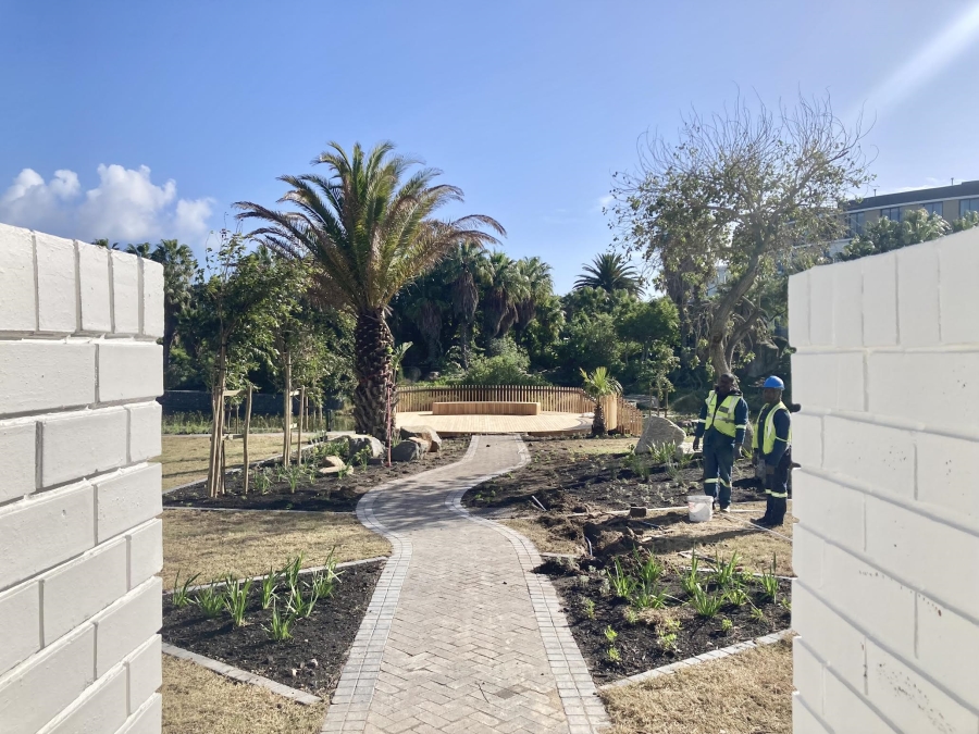 To Let 1 Bedroom Property for Rent in Century City Western Cape